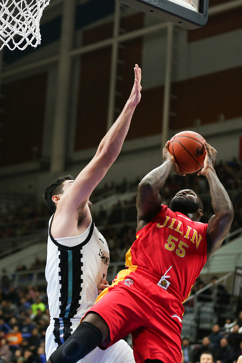 魔术绝杀湖人，詹姆斯状态火热